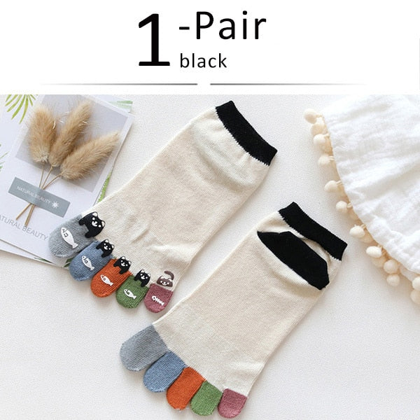 VERIDICAL Cute Ankle Five Finger No Show Novelty Women Socks Cotton Bear Dispensing